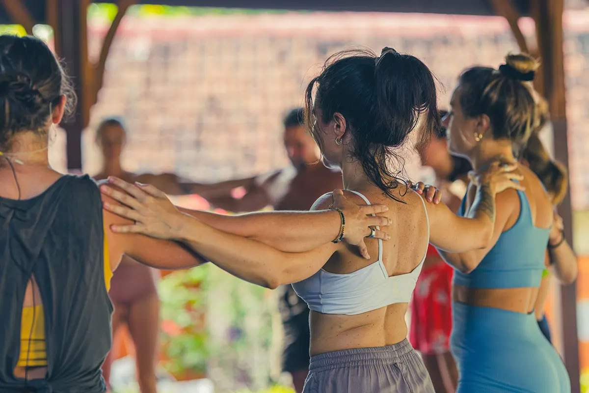 Elements Formazione Insegnanti Yoga di 300 ore