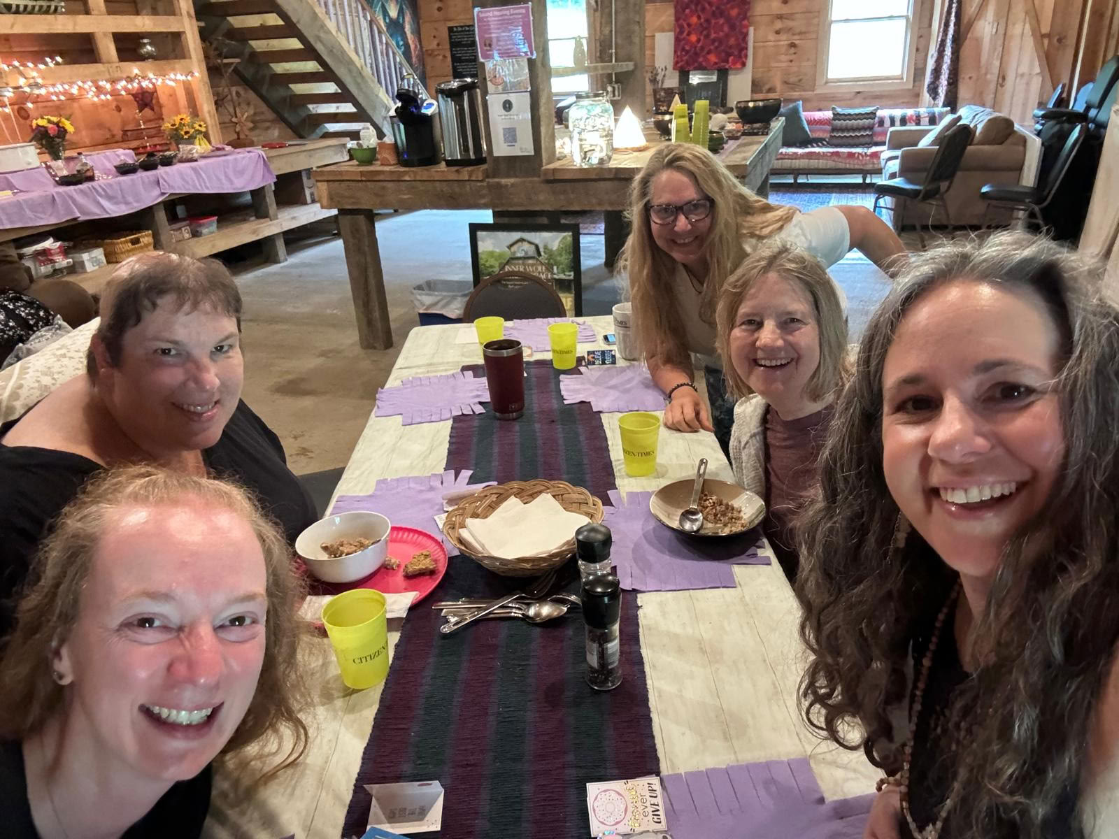 3 Giorni Opening the Heart: Un Ritiro di Suoni e Natura per Donne, Asheville, NC