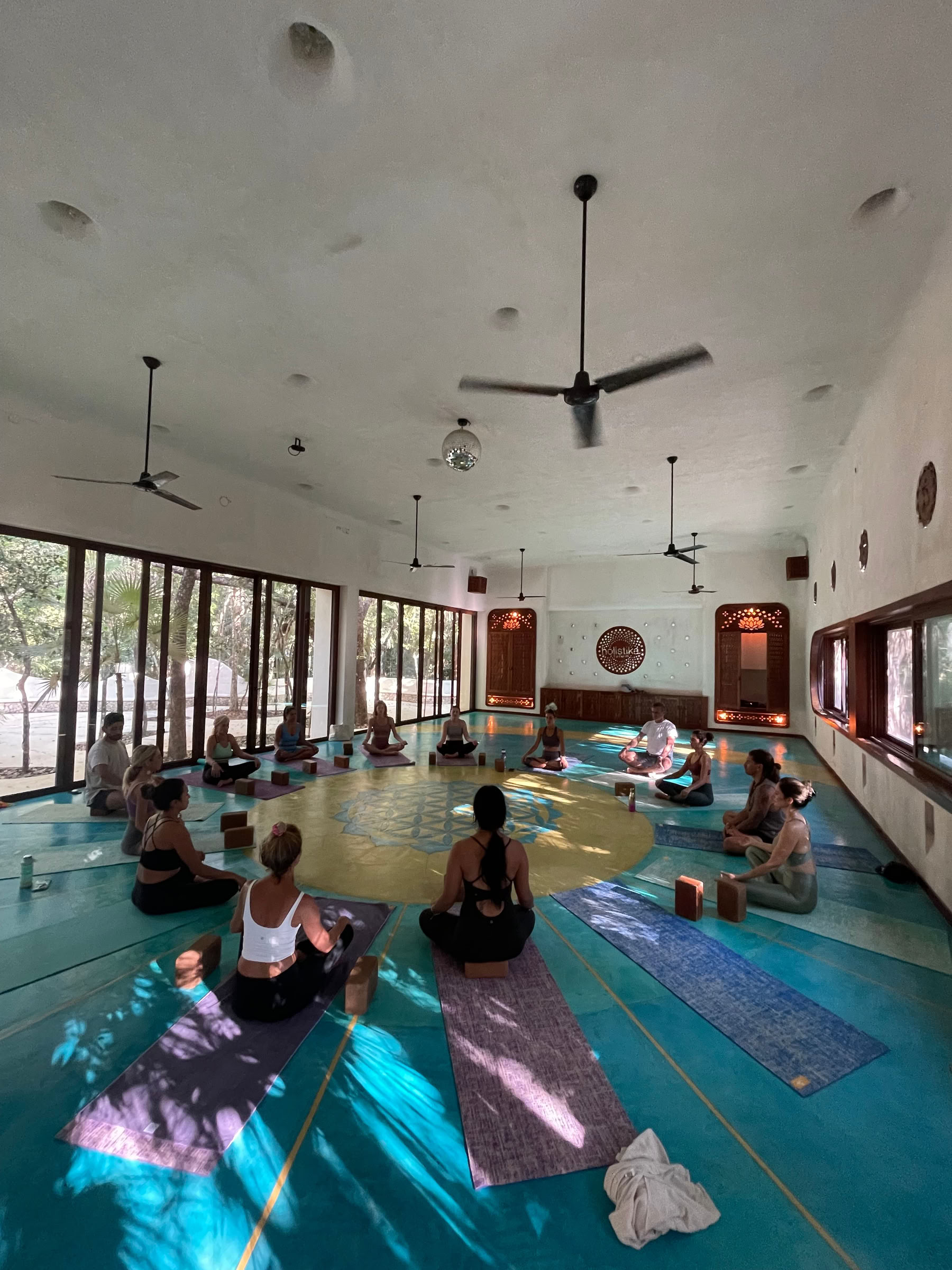 Manifest Yoga Ritiro Tulum Mexico