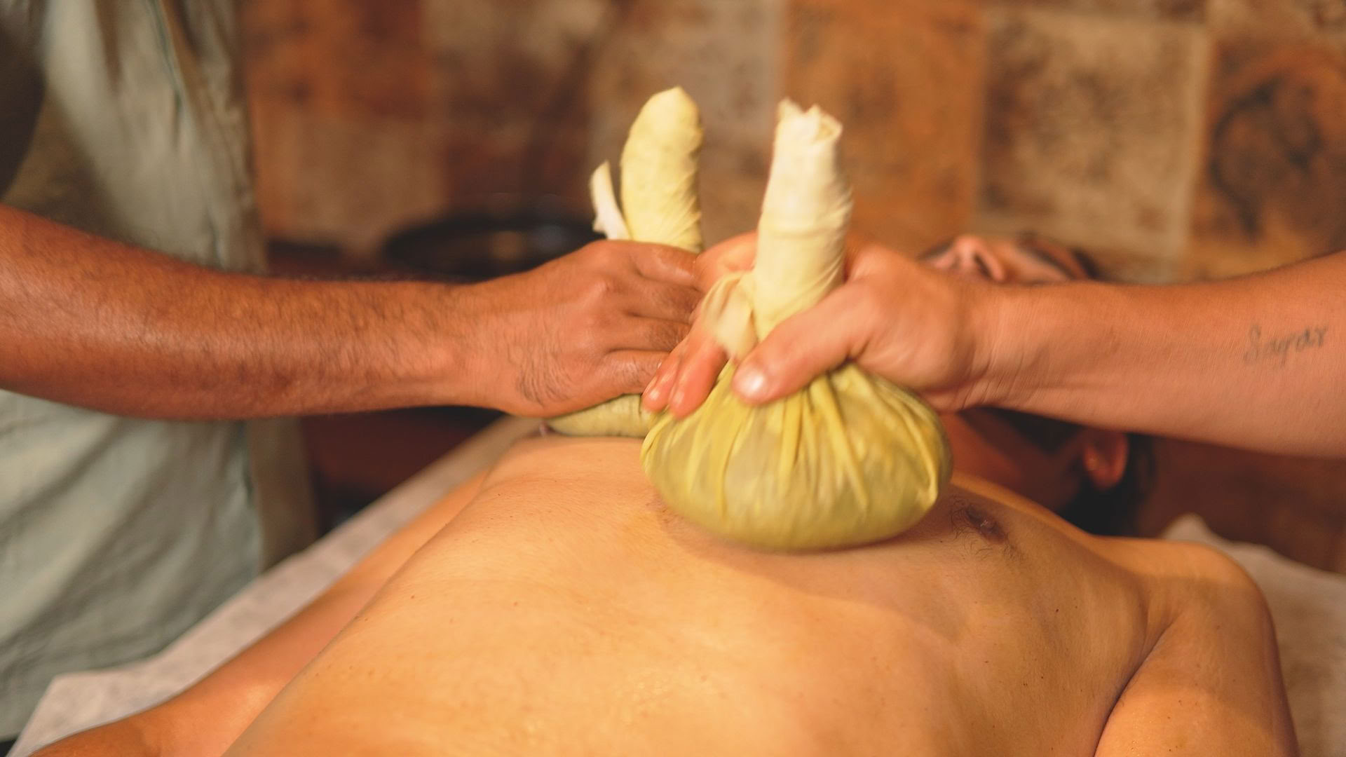 Certificazione in loco di 45 giorni in terapie di Ayurveda e Naturopatia