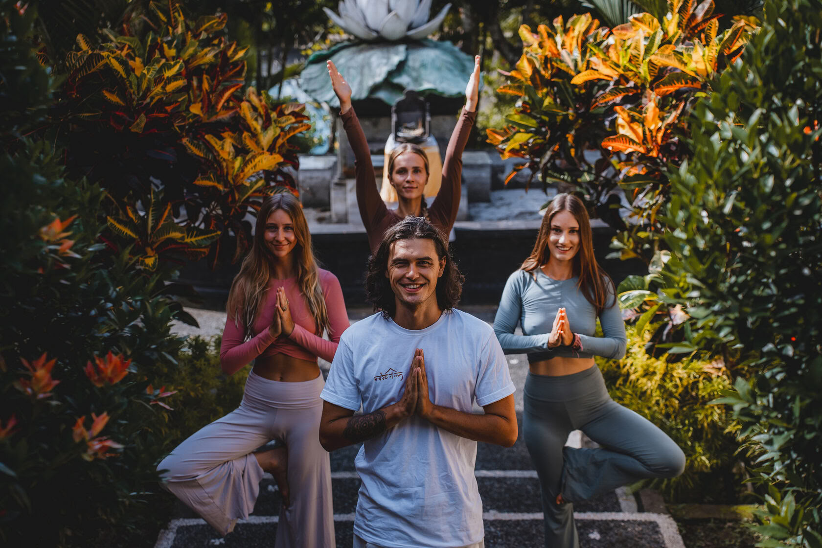 200 ore di formazione insegnanti di yoga a Bali, Amertham