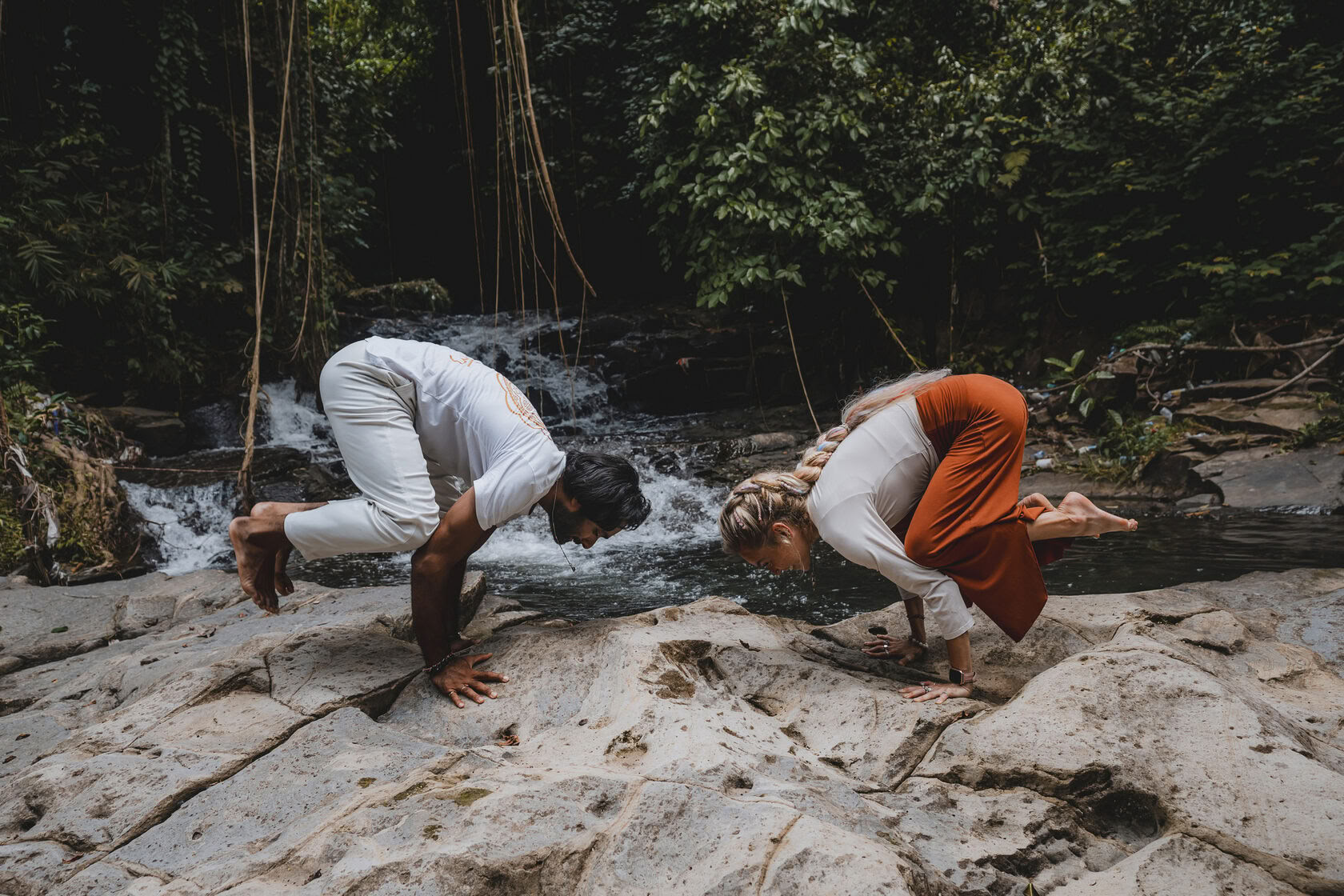 200 ore di formazione insegnanti di yoga a Bali, Amertham