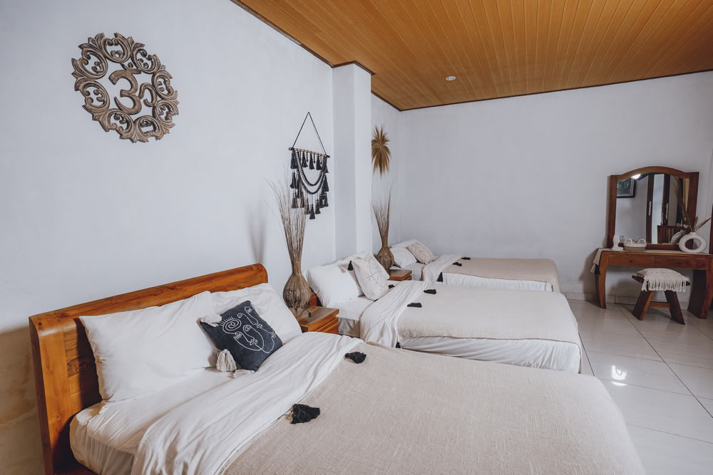 300 ORE A RISHIKESH FORMAZIONE INSEGNANTI DI YOGA – 13 ago - 11 set 2026