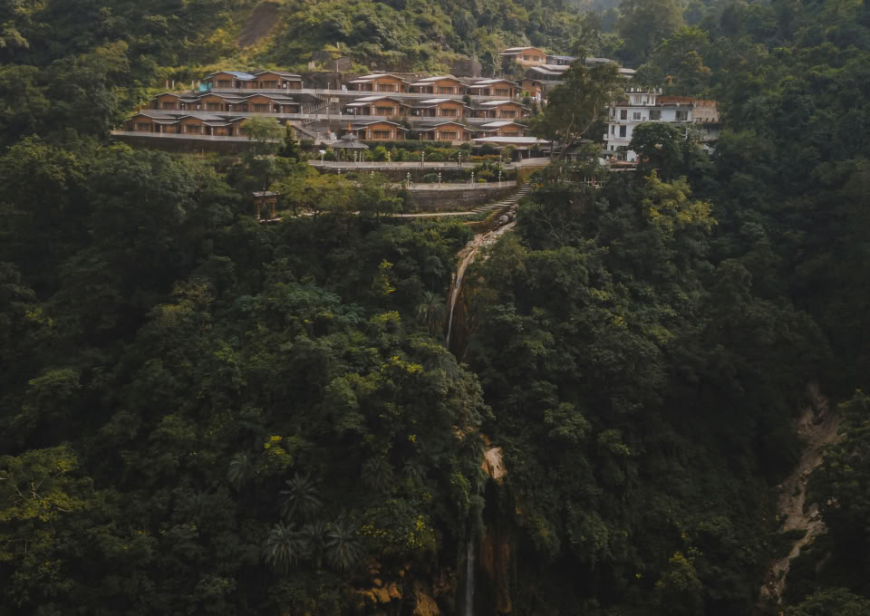 300 ORE A RISHIKESH CORSO DI FORMAZIONE INSEGNANTI DI YOGA – 28 nov. – 27 dic. 2026