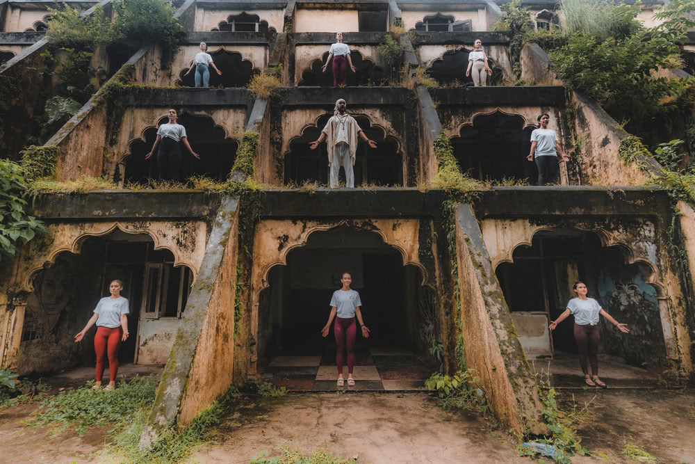 300 ore a Rishikesh Corso di formazione per insegnanti di yoga – 20 gen. – 18 feb. 2027