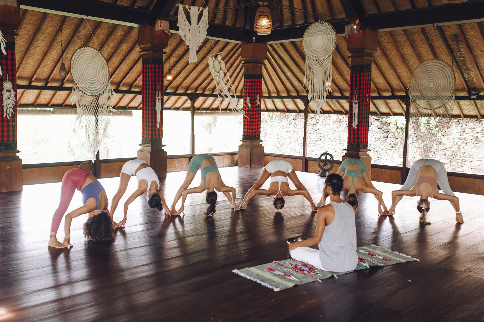 200 Ore/ 300 Ore Formazione Ibrida per Insegnanti di Yoga – 26 Lug - 4 Ago