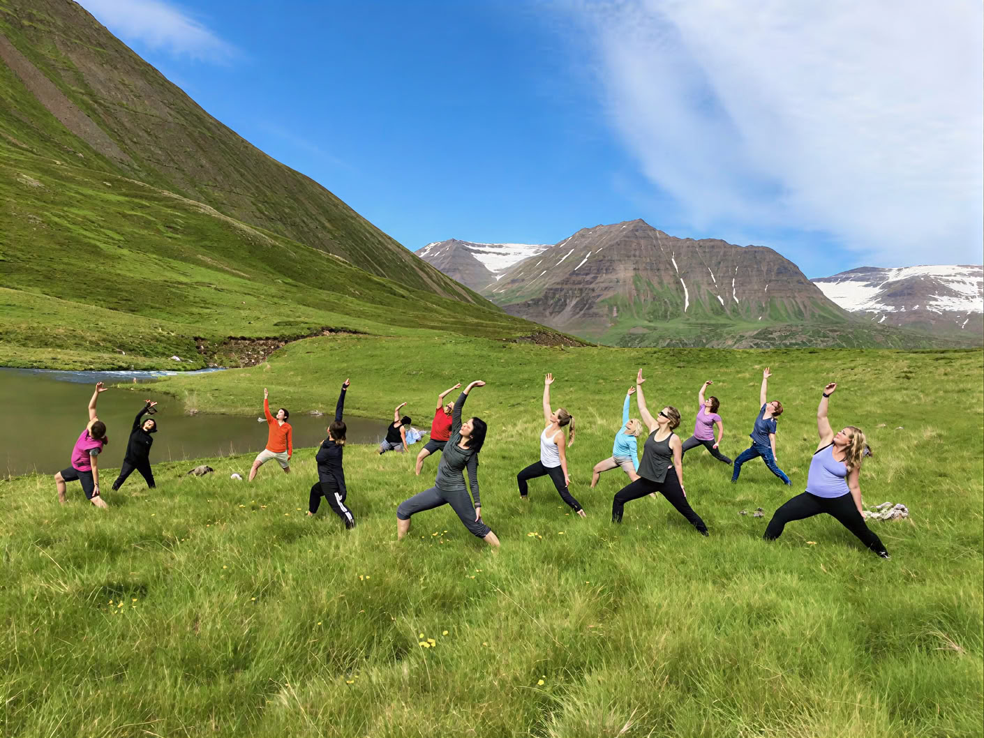 Yoga & Hiking Ritiro del Sole di Mezzanotte in Islanda – Date 2025