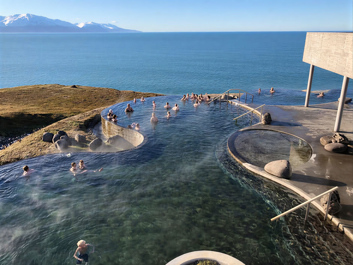 Yoga & Hiking Ritiro del Sole di Mezzanotte in Islanda – Date 2025