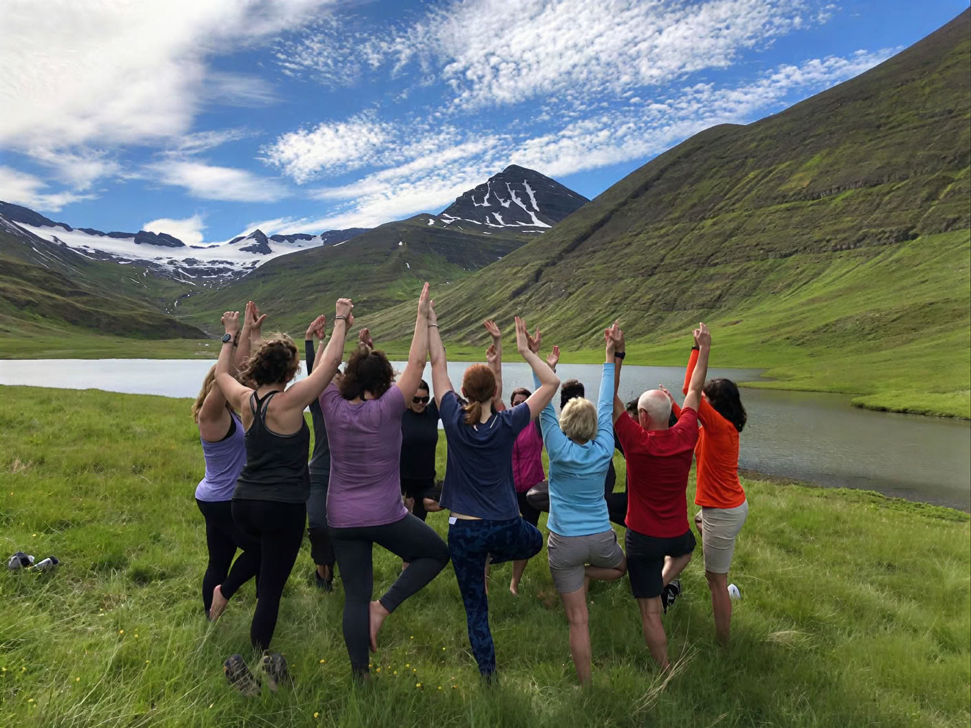 Yoga & Hiking Ritiro del Sole di Mezzanotte in Islanda – Date 2025
