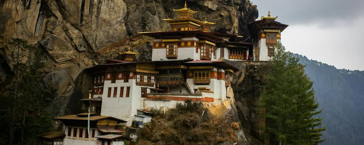 Bhutan Yoga Ritiro