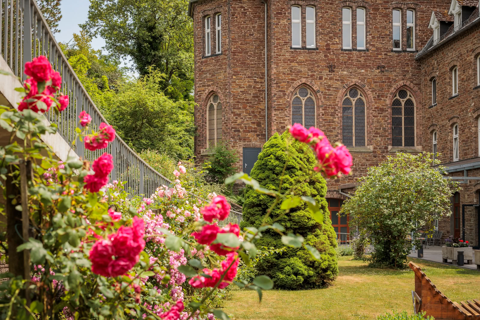 Yoga-Detox-Ritiro con escursioni a Kloster Waldbreitbach