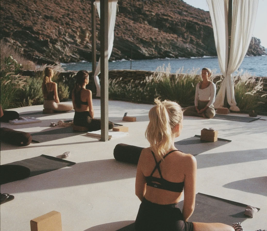 Lightness Of Being: Un Ritiro di Yoga e Meditazione