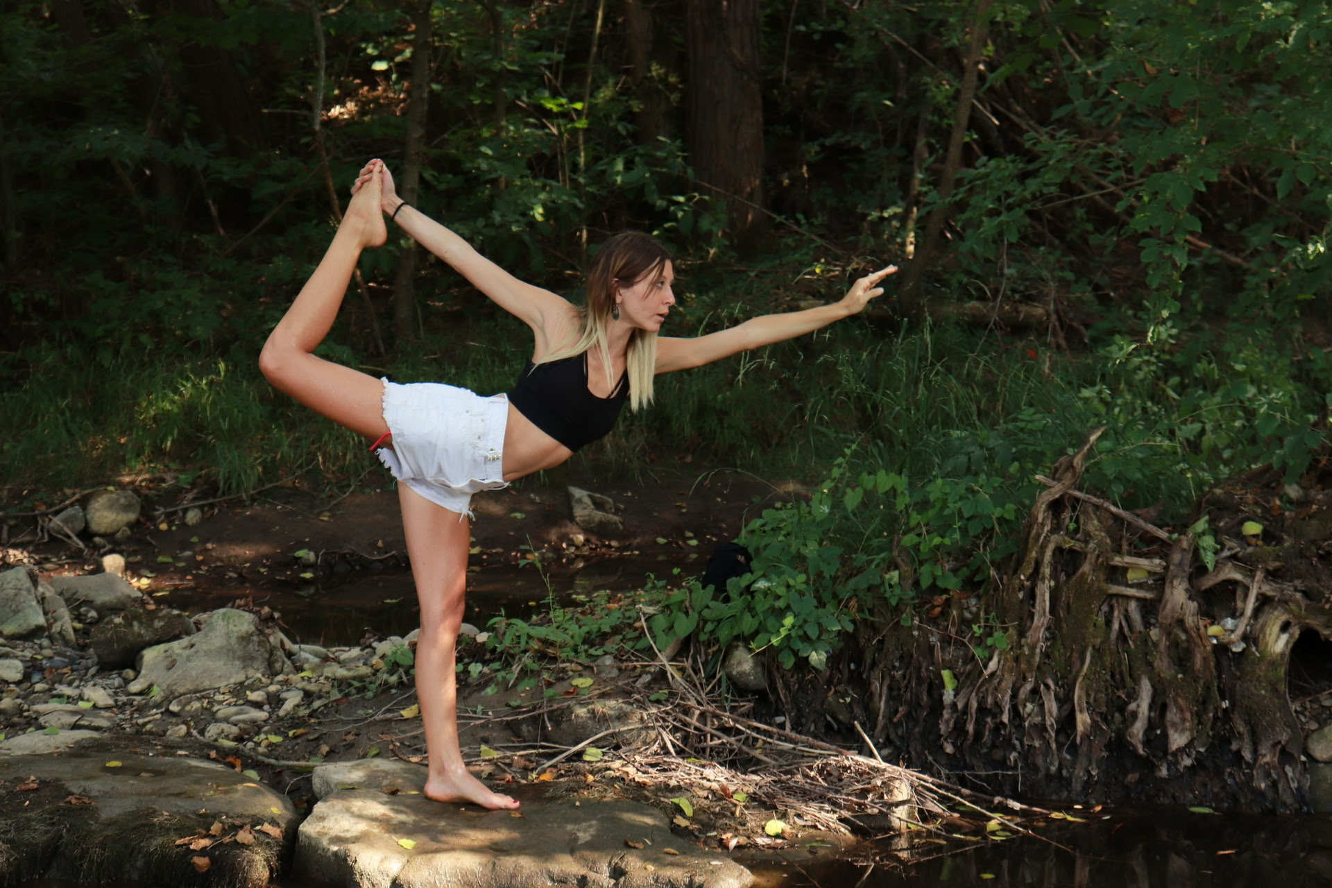21 Giorni: Soggiorno Eco Terra & Spirito: Viaggio di Yoga e Competenze per una Vita Sostenibile