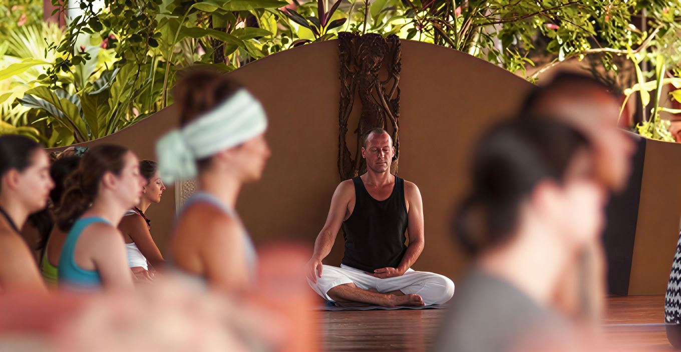 200 Ore Formazione Insegnanti di Vinyasa e Yin Yoga – Peter Kaaberbol Kristensen