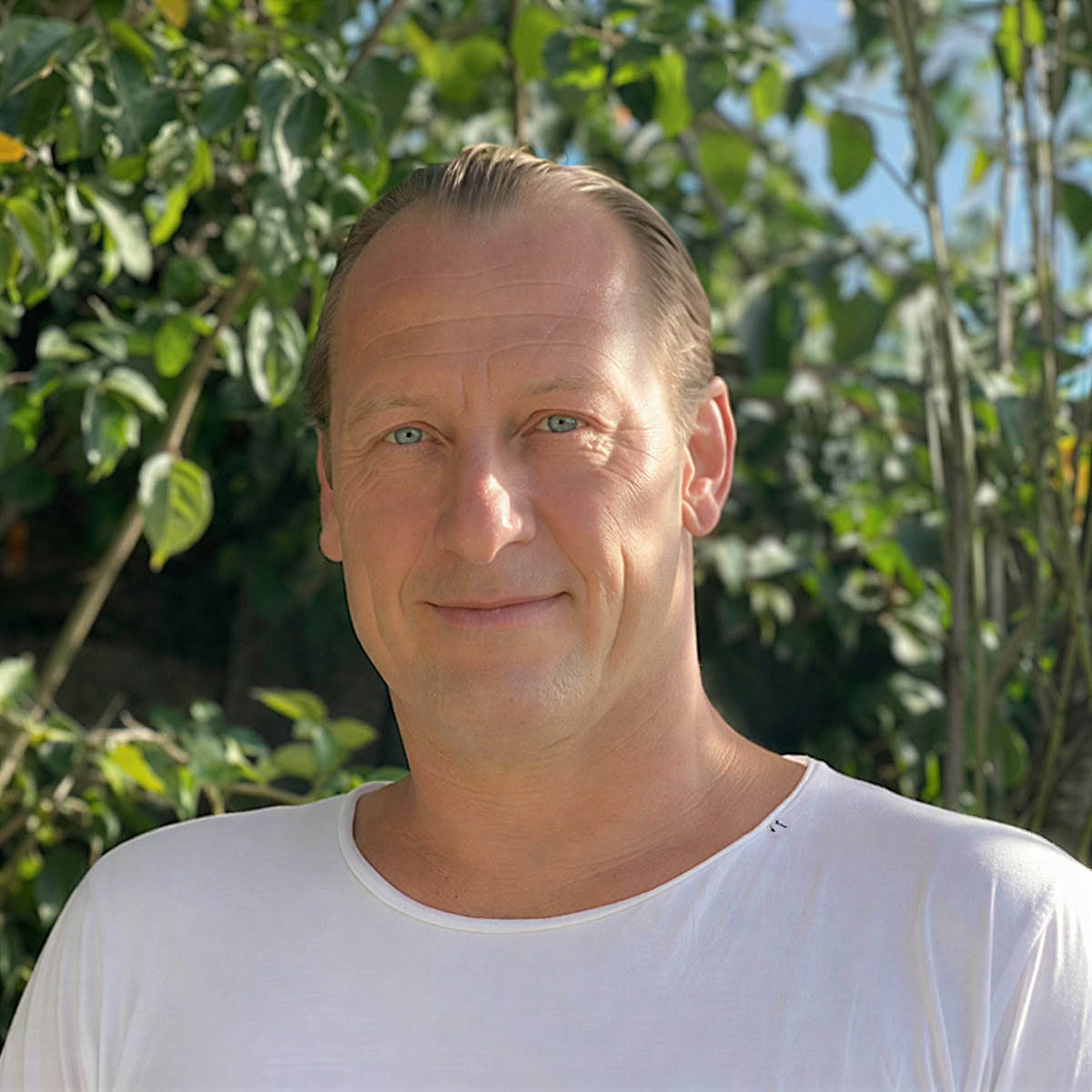 200 Ore Formazione Insegnanti di Vinyasa e Yin Yoga – Peter Kaaberbol Kristensen