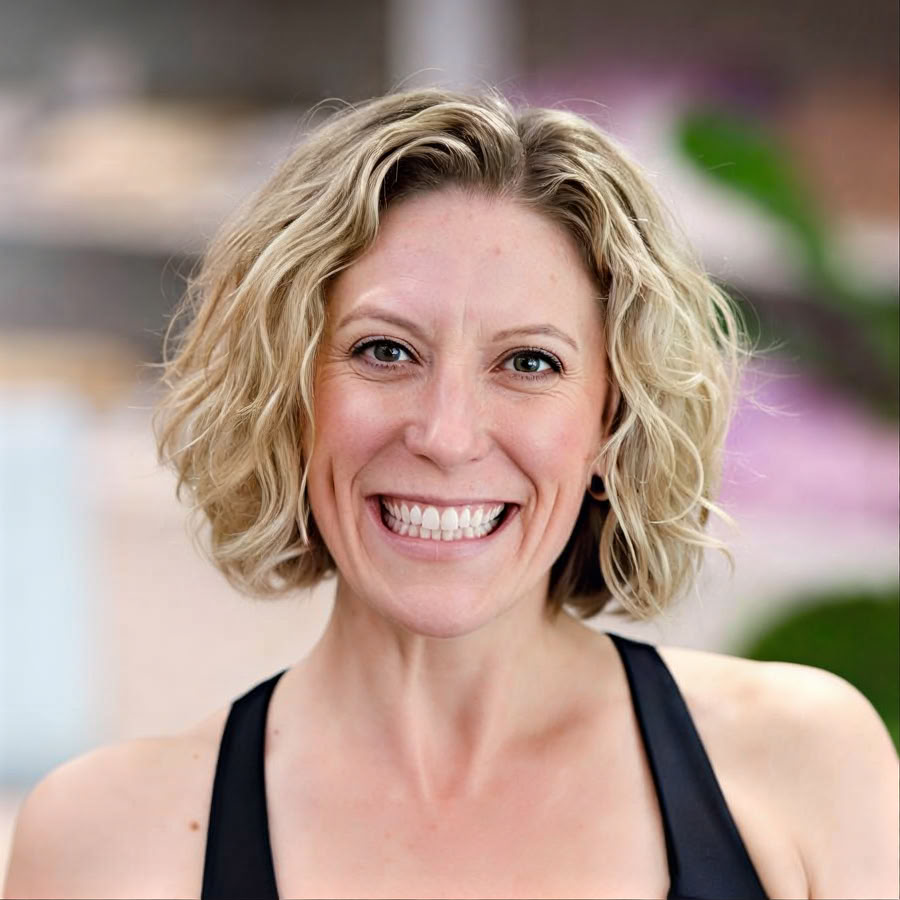 Awaken the Sacred Within con Compass Yoga