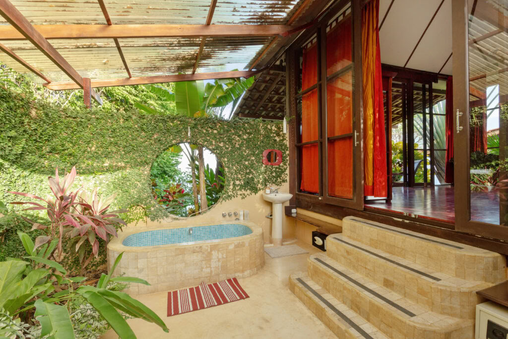 Ayurvedic Yoga Ritiro – Chloe Haddad