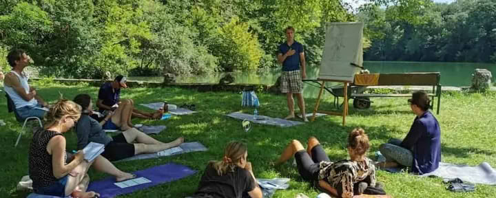 Yoga e meditazione camminata