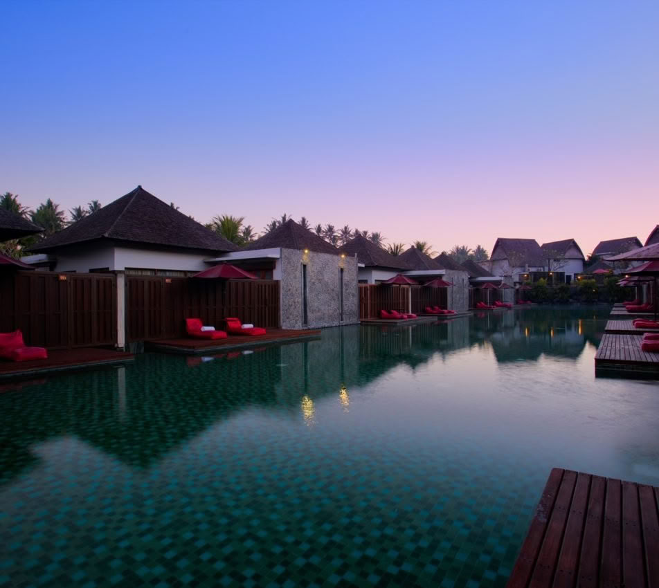 Lagoon Pool Villa