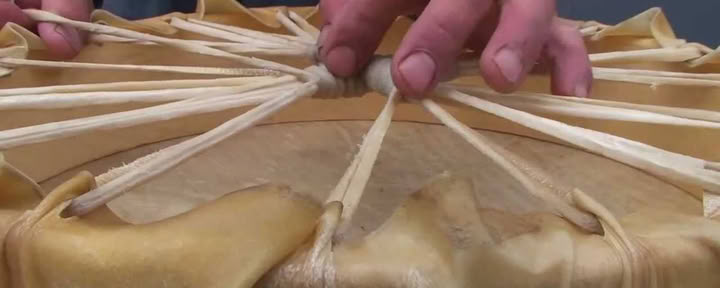 Corso di costruzione di tamburi nativi americani