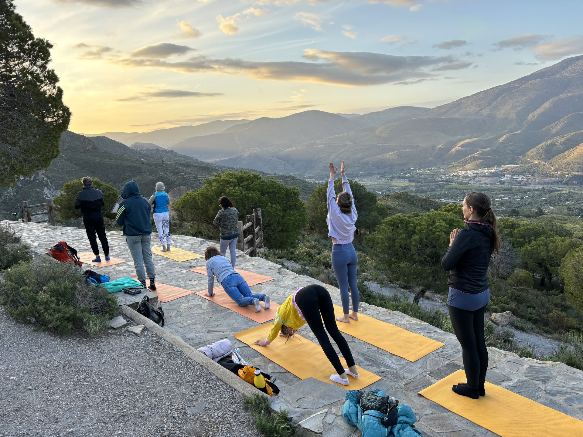 Joy of Simplicity Ritiro - Andalusia - 7 Giorni Yoga, Meditazione e Reset Interiore