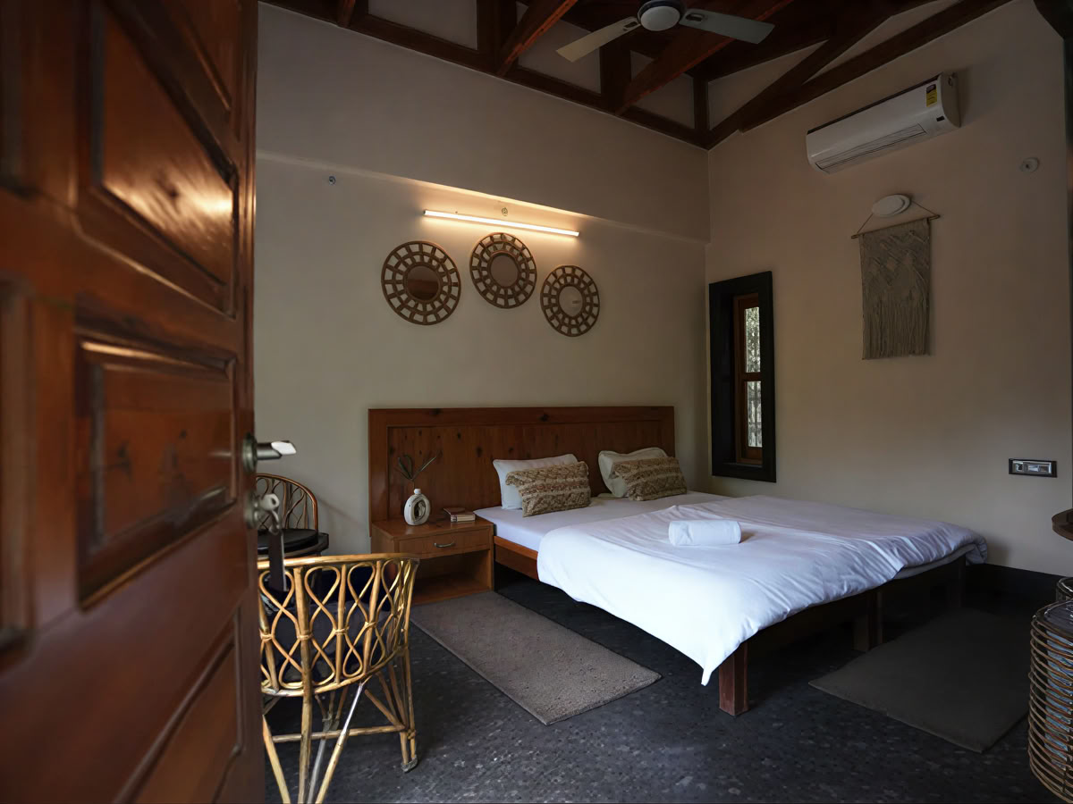 300 Hour Yoga Teacher Training a Rishikesh – 28 Nov - 27 Dic 2026