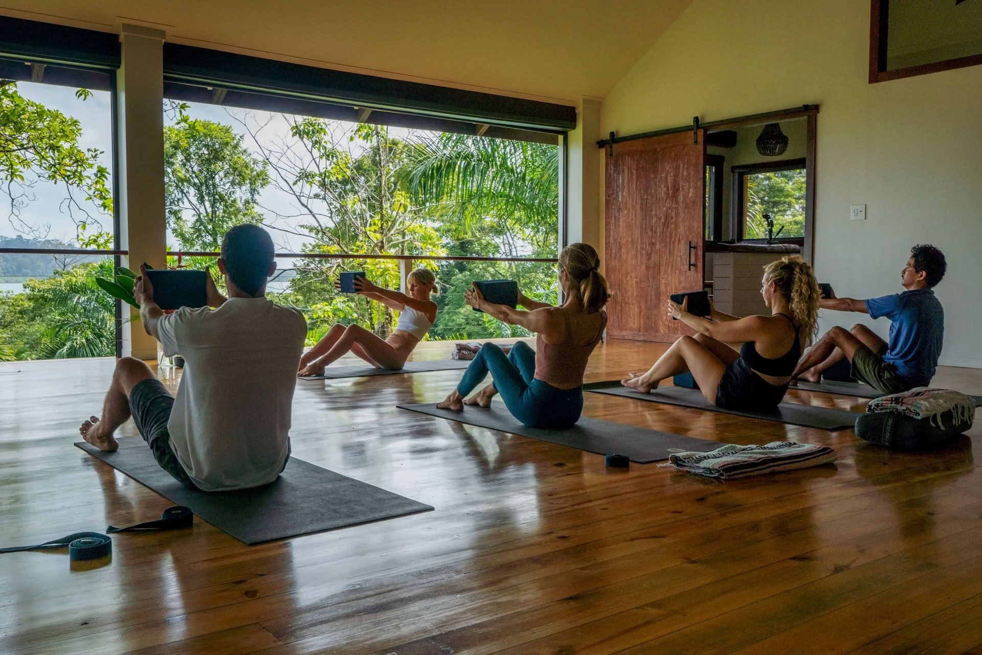 Deposito 200 ore Yoga Teacher Training