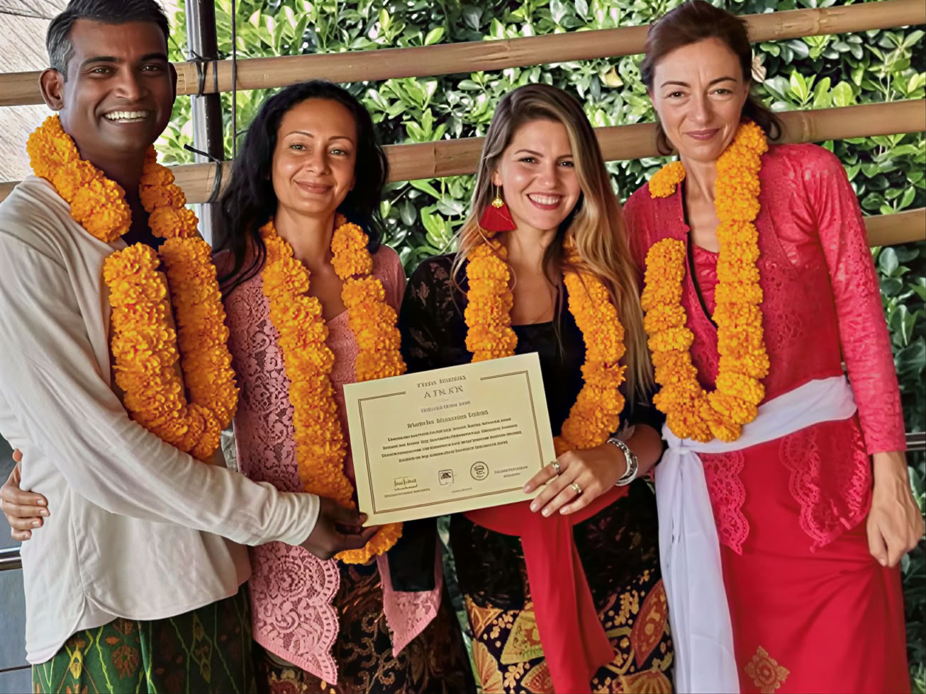 Corso di formazione per insegnanti di yoga (TTC)