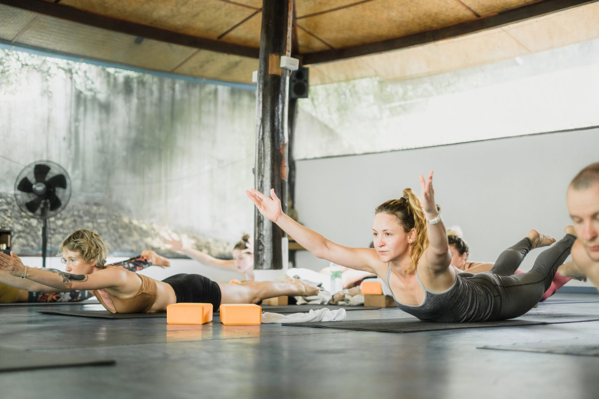 sessione di studio di risveglio dei chakra con tony