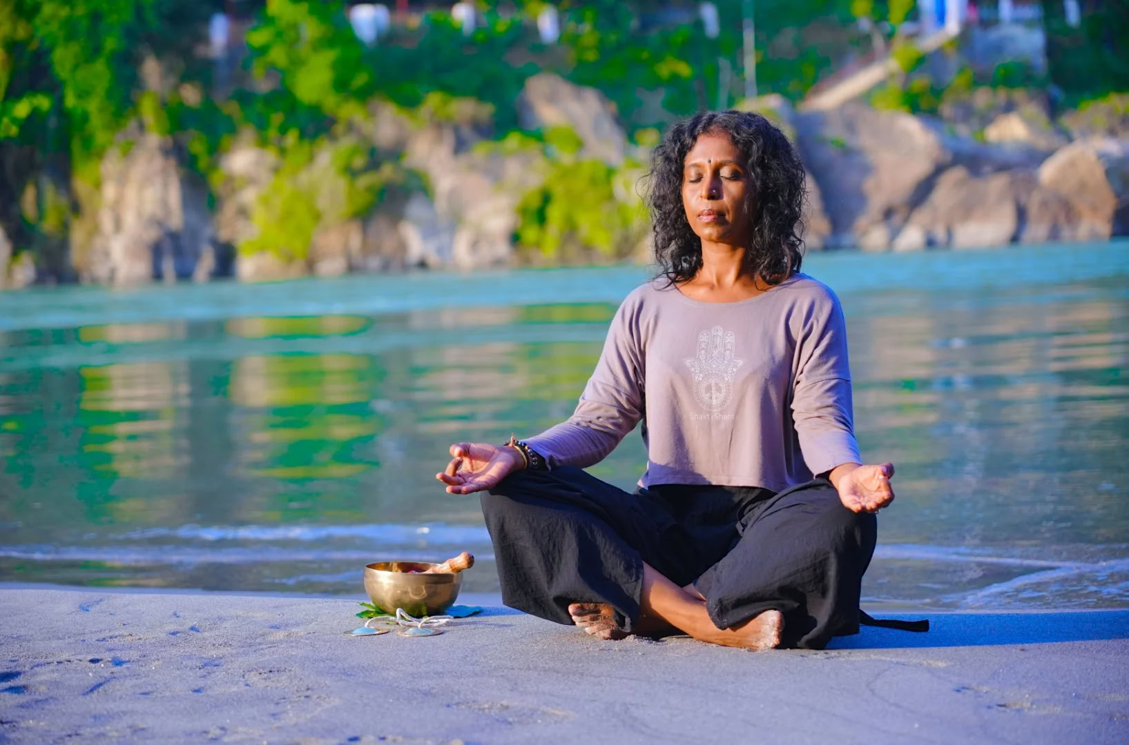 Formazione Insegnanti di Yoga e Guarigione con il Suono a Rishikesh