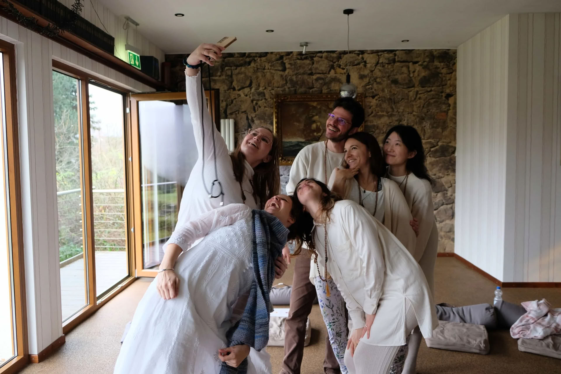 Ritiro di Yoga di 6 Giorni a Heimbach, Eifel — Maggio 2026