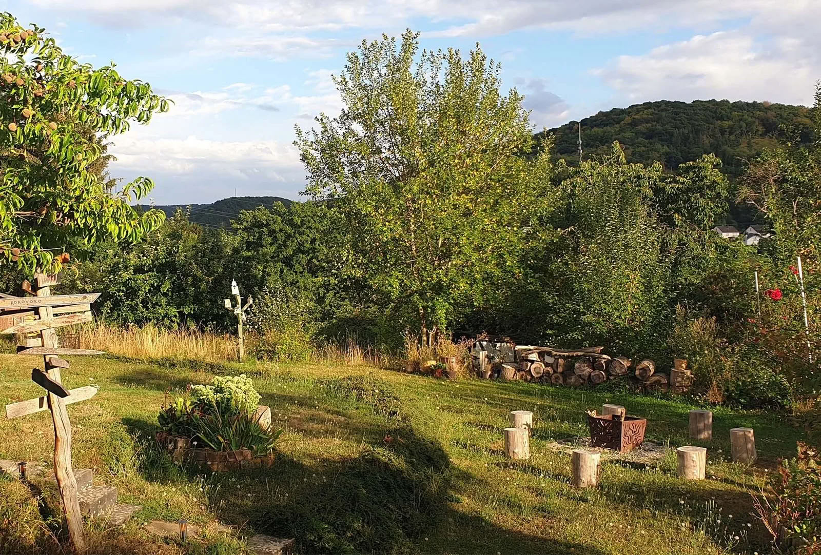 Ritiro di Yoga di 6 Giorni a Heimbach, Eifel — Maggio 2026