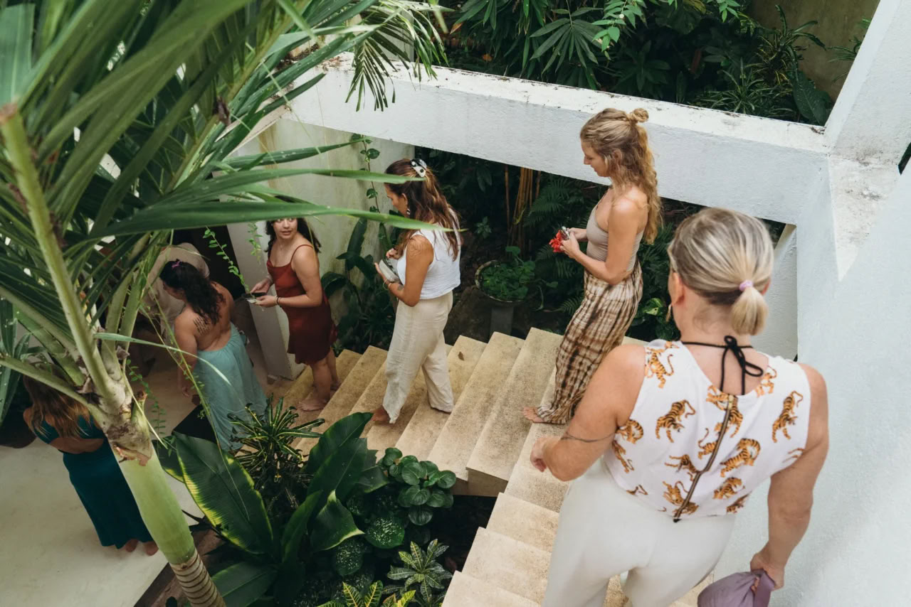 Synergy Vinyasa Yoga Ritiro at Lanka Yoga