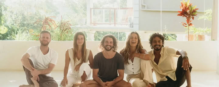Corso di formazione insegnanti di Yoga Vinyasa Synergy di 200 ore – settembre 2026