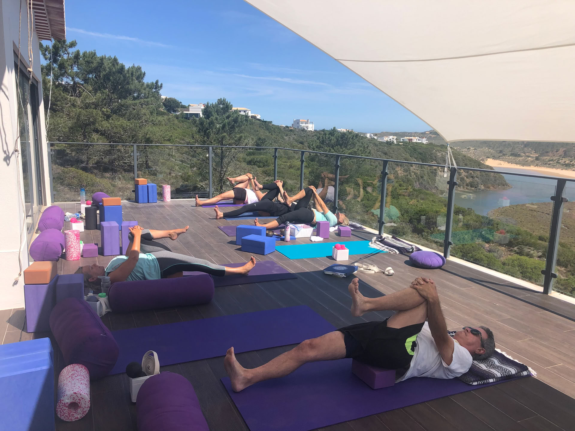 Restorative Yoga: Riposa in profondità