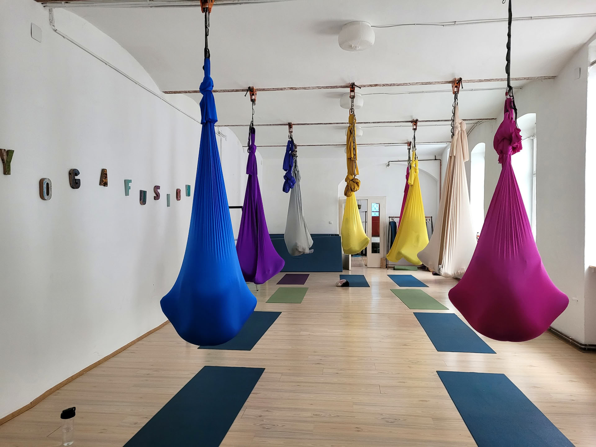 Fly & Stay: Ritiro di Aerial Yoga a Vienna