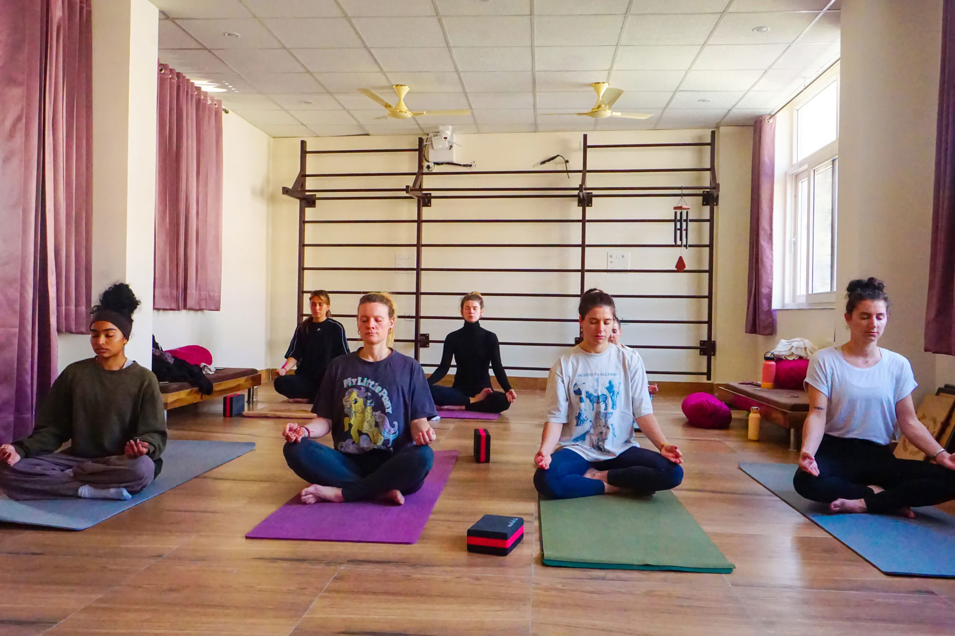 4 Notti 5 Giorni Ritiro di Yoga e Benessere a Rishikesh, India