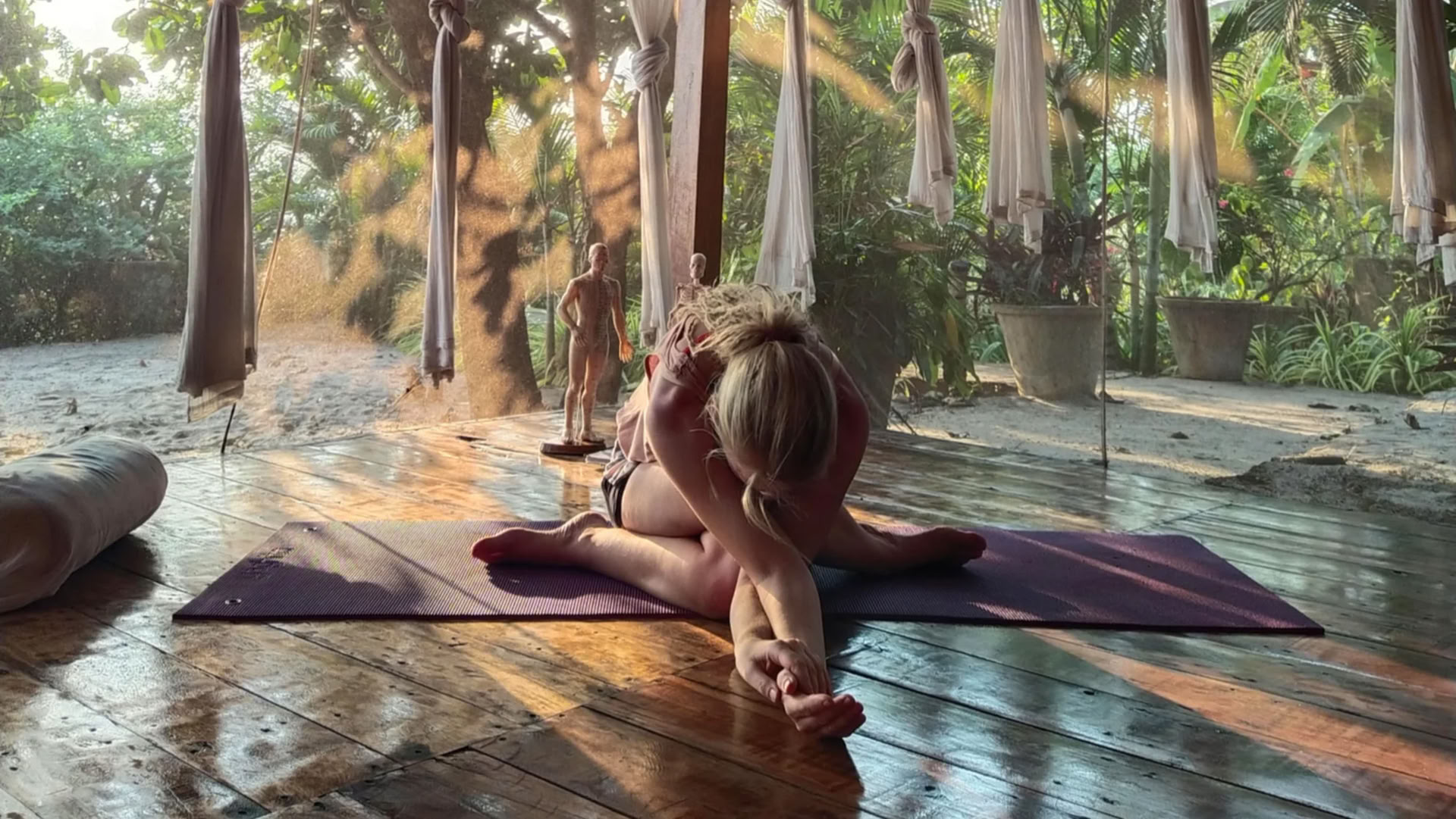 Yin Yoga, Guarigione Sonora e Facilitazione di Cerimonie