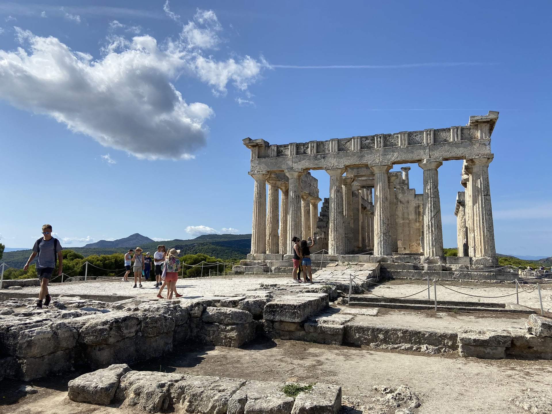 Ritiro di yoga e vita lenta di mezza estate in Grecia