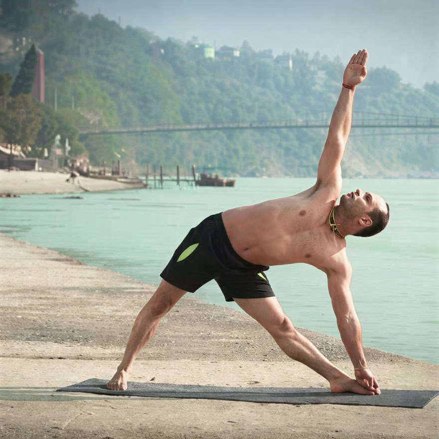 Ashtanga Vinyasa Yoga Teacher Training a Rishikesh