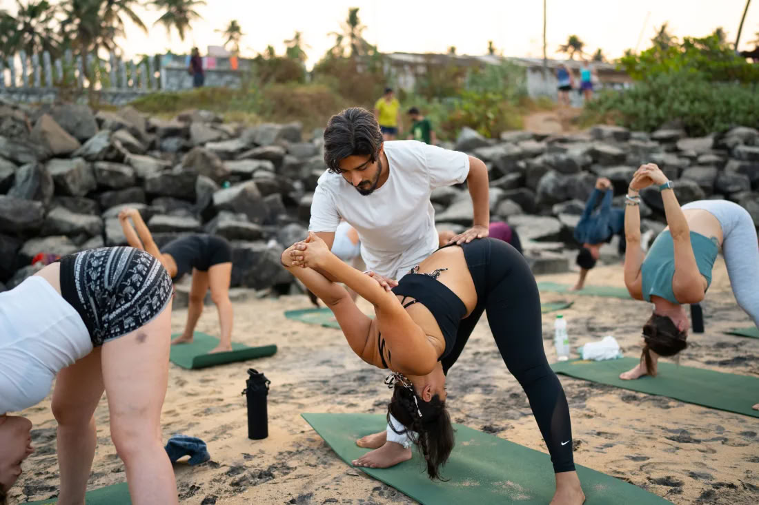 100 Hour Yoga Teacher Training a Varkala, Kerala