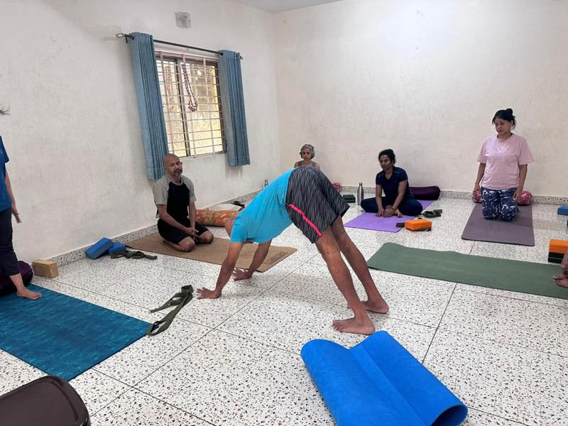 Corso di formazione per insegnanti di yoga di 200 ore nei giorni feriali a Bengaluru