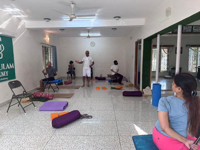 TTC di Yoga di 200 Ore nel Weekend a Bengaluru