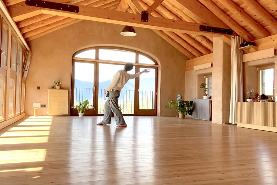 Dancing nature: Movimento, Yoga, Arte e Ritiro di Escursionismo