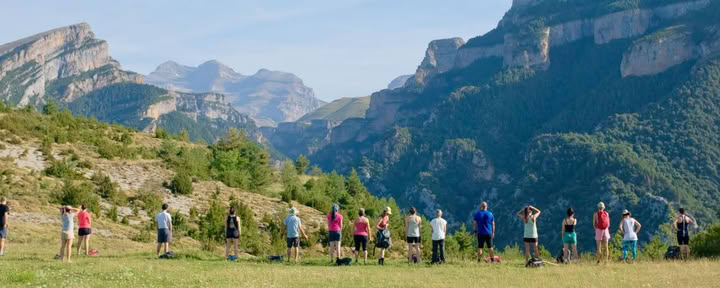 Yoga, canto e ritiro nella natura