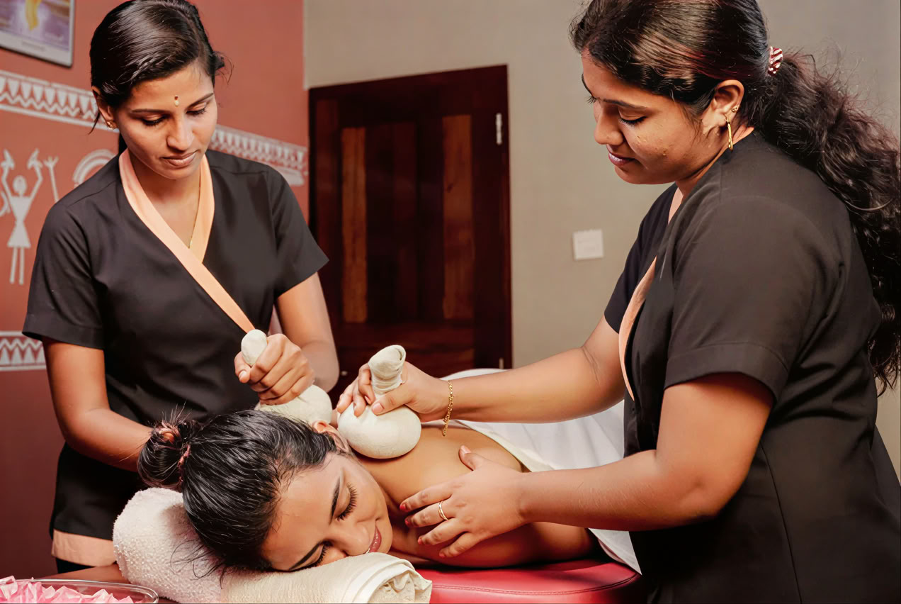 6 Notti / 7 Giorni Ritiro Olistico di Benessere Ayurvedico per Donne in Kerala di Dhathri Ayurveda
