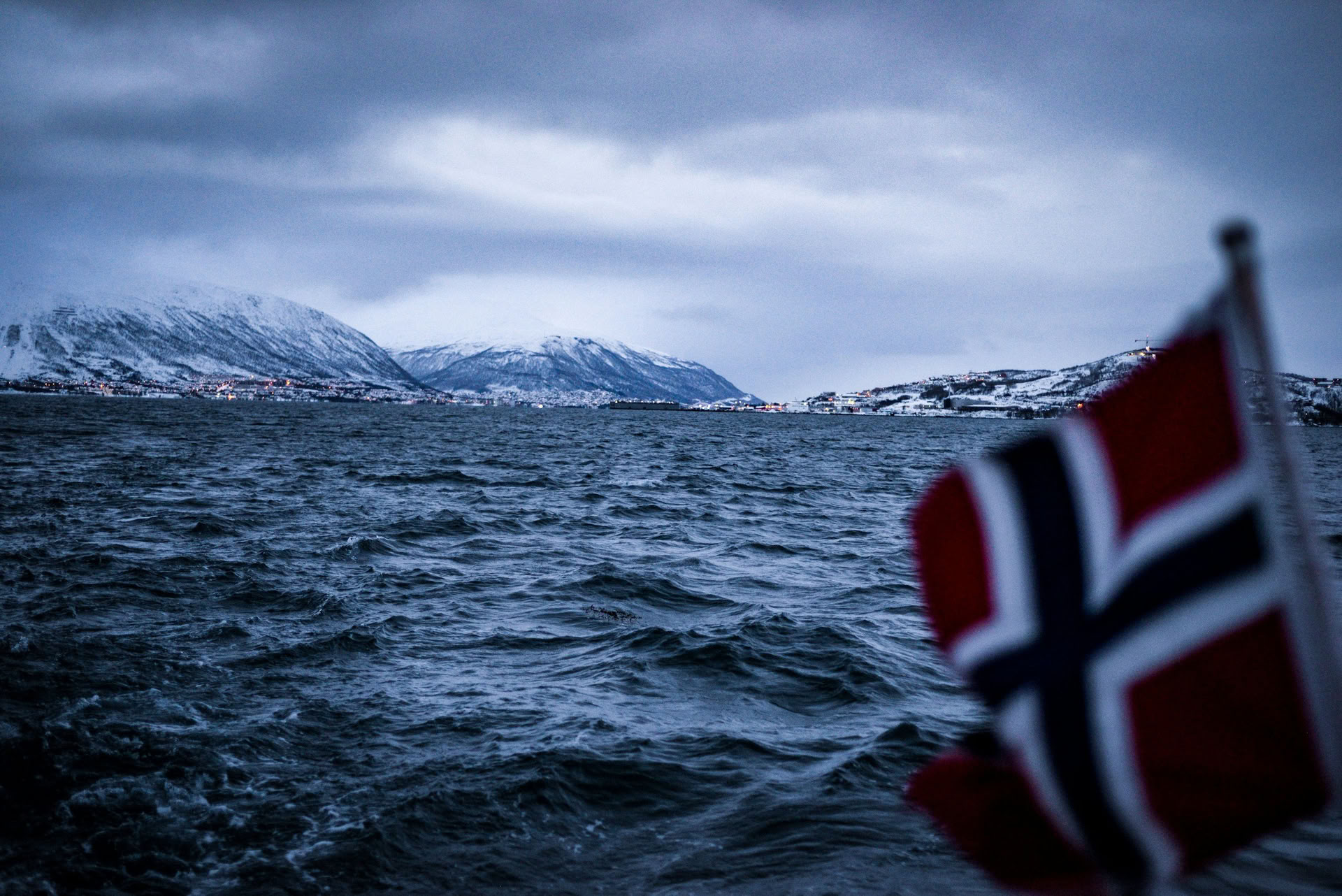 Norvegia Yoga & Backpacking