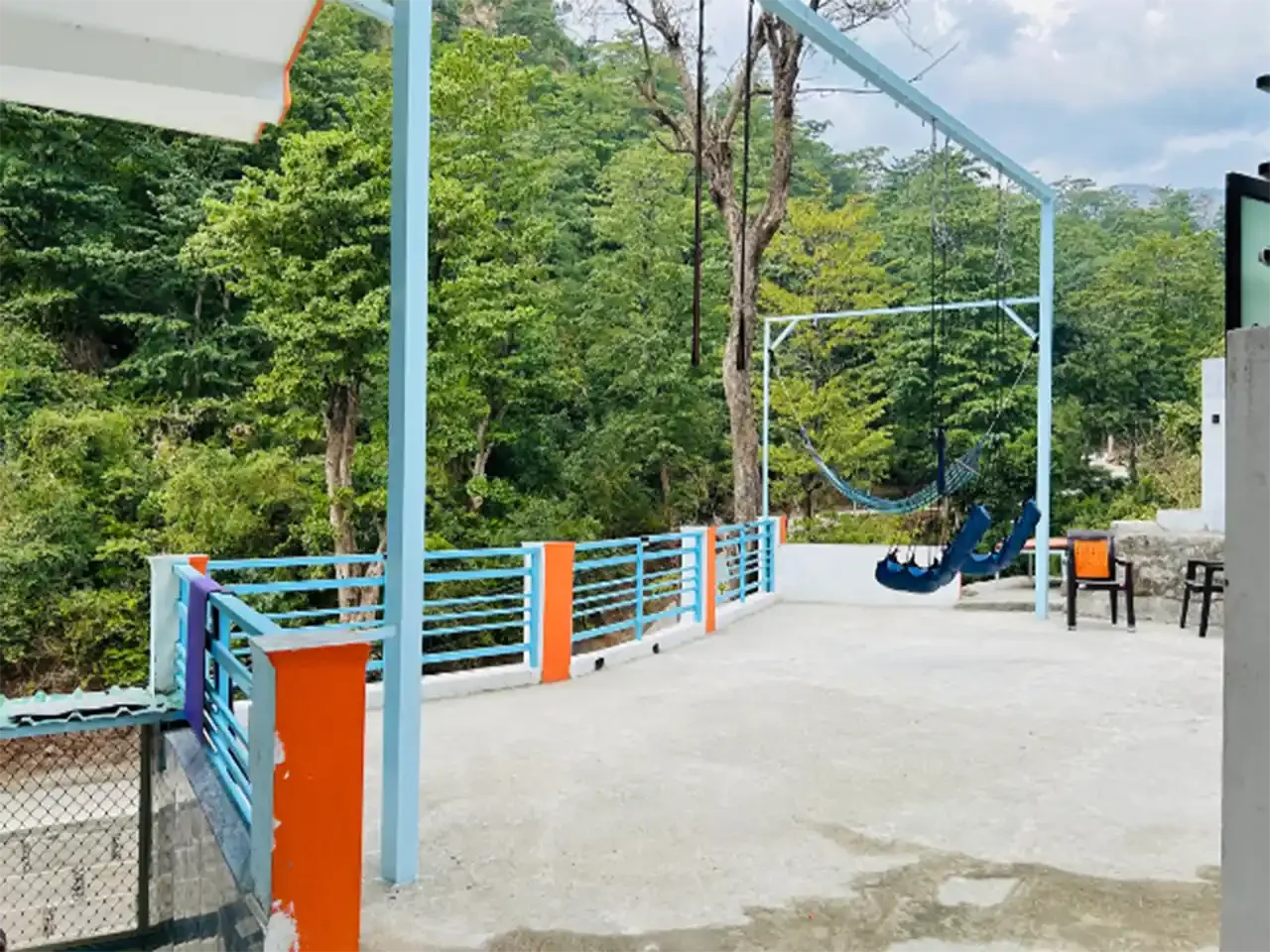 10 Giorni Formazione Insegnanti di Aerial Yoga Rishikesh