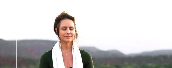 Potenzia la tua voce attraverso mantra e yoga