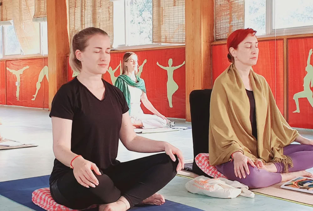 500 Ore di Formazione Insegnanti di Yoga a Rishikesh – 3 Feb
